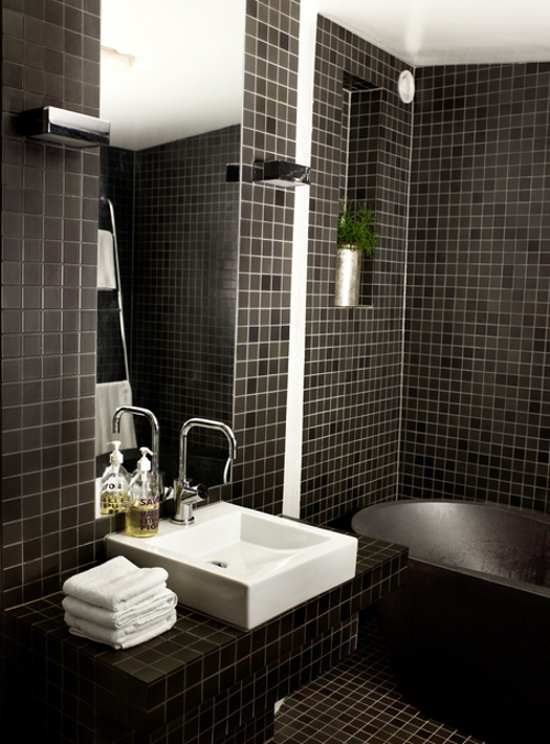 Black and white bathrooms
