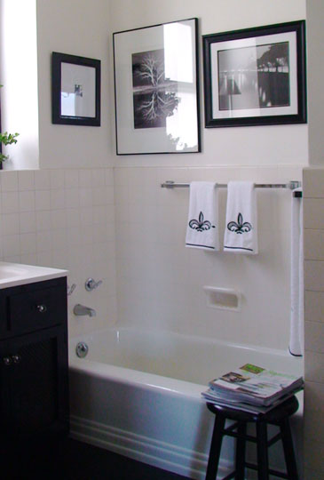 Black and White Bathroom